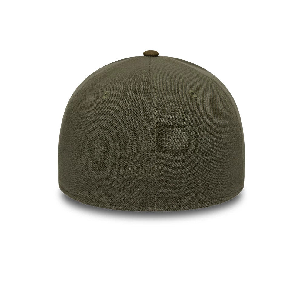 Pictured is this New Era Suede Visor 39THIRTY Stretch Fit cap in green. 6