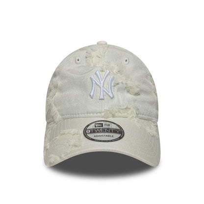 Pictured is this MLB Frayed New York Yankees 9TWENTY cap in light beige. 2