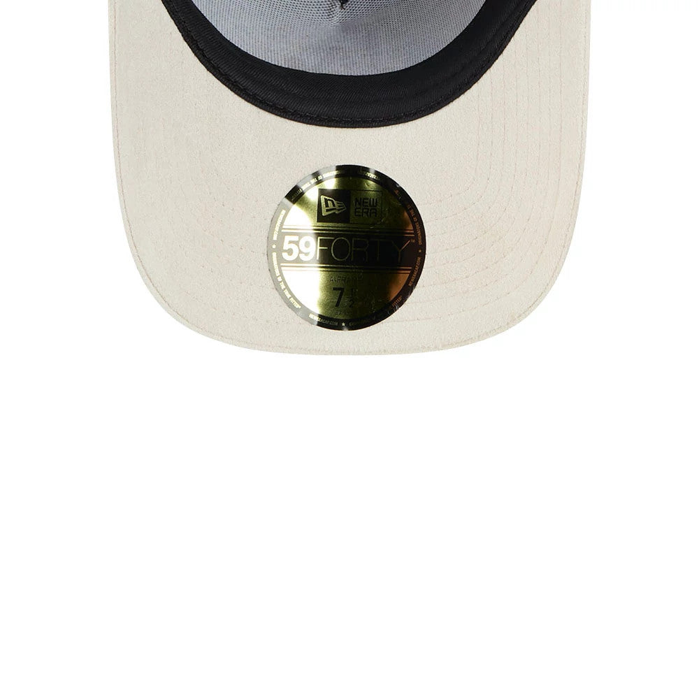 LA Dodgers MLB Fall Story Brown New Era 59FORTY A-Frame Fitted Cap, close-up showing the underside of the visor in beige with a contrasting black undervisor, highlighted by a gold 59FORTY size sticker at the centre front edge.