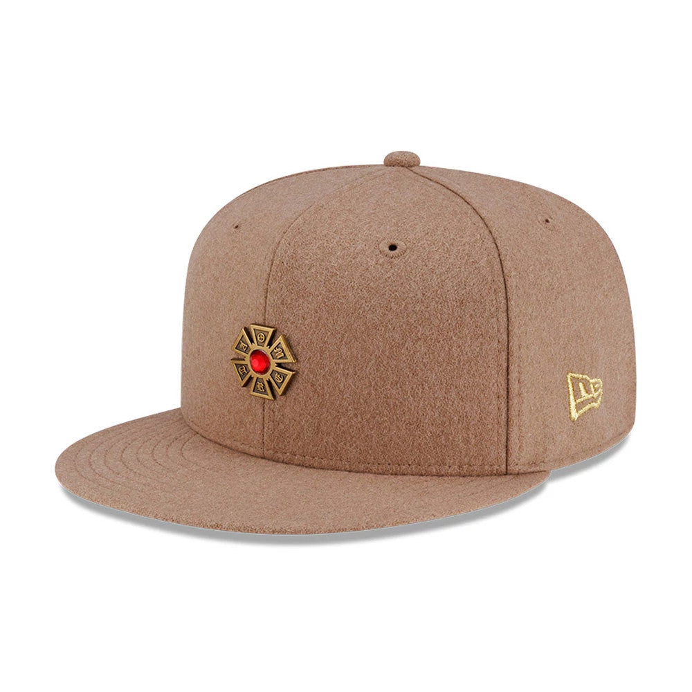 Pictured is this New Era X J Balvin & Ryan Castro Omerta New Era 59FIFTY Fitted cap in beige. 3