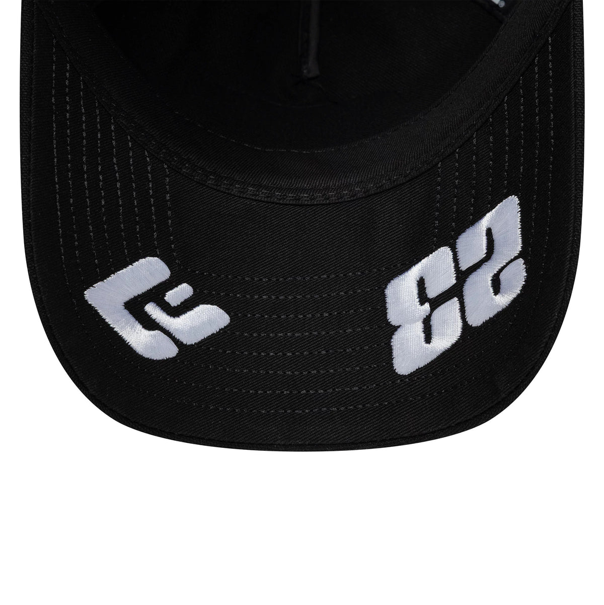 Pictured is this Williams Alex Albon Vegas Race Special 9TWENTY A-Frame cap in black. 2