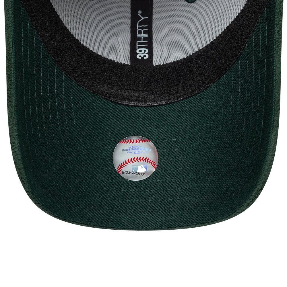 Pictured is this MLB Fleece Detroit Tigers 39THIRTY Stretch Fit cap in dark green. 7