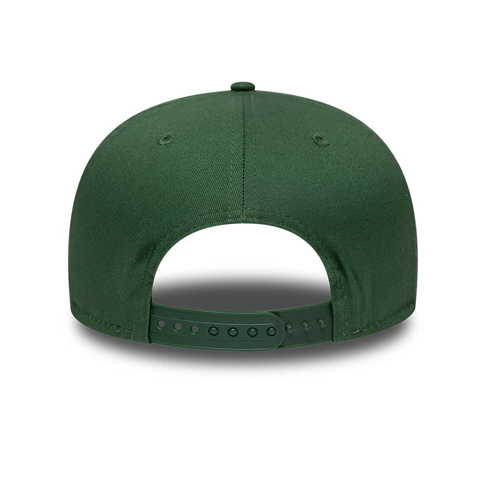Pictured is this MLB League Essential LA Dodgers 9FIFTY Original Fit Snapback cap in dark green. 6