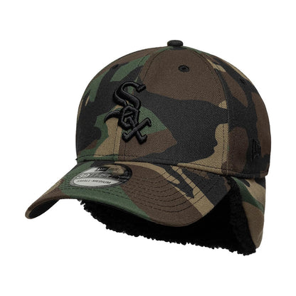 Pictured is this MLB Chicago White Sox 39THIRTY Downflap Stretch Fit cap in black. 4