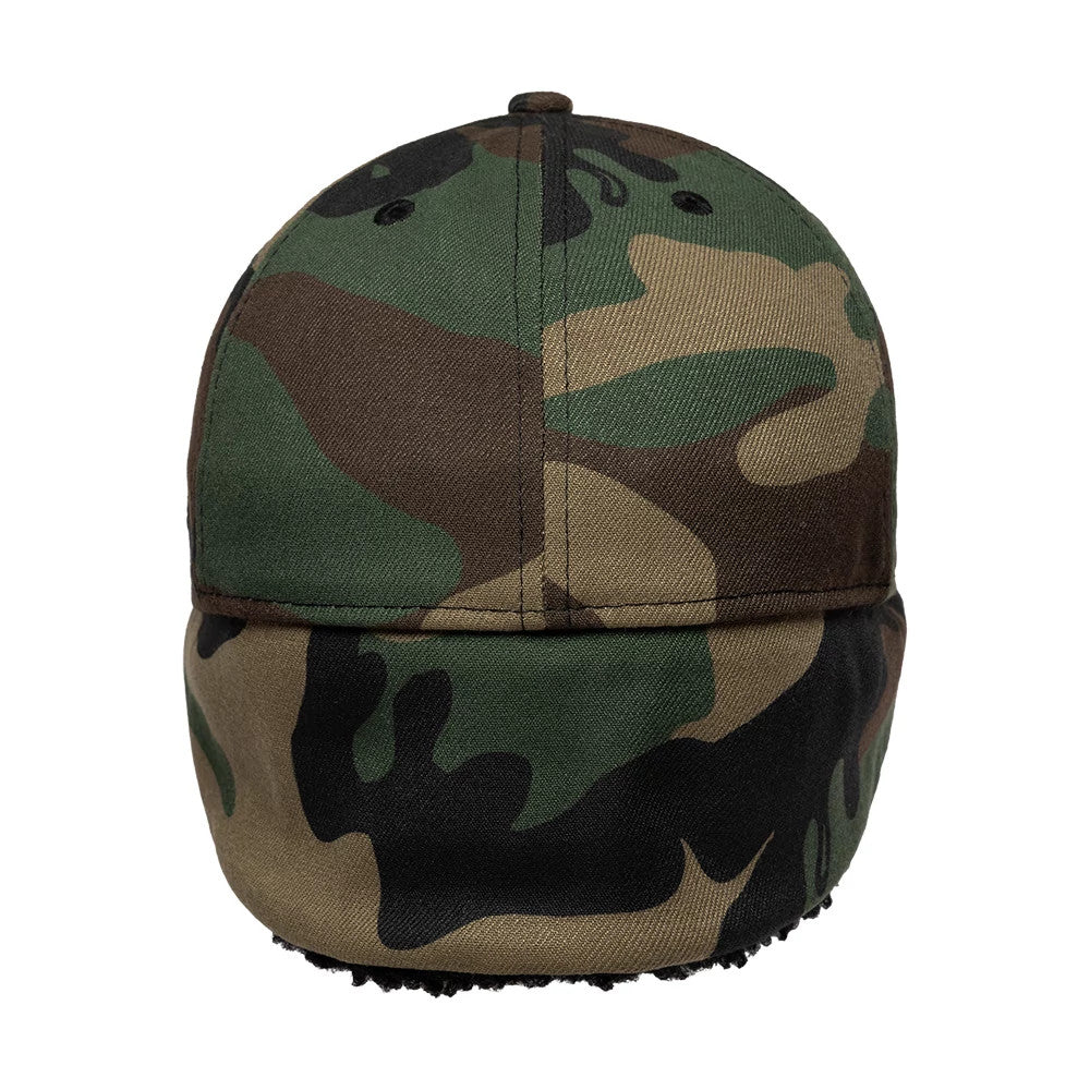 Pictured is this MLB Chicago White Sox 39THIRTY Downflap Stretch Fit cap in black. 9