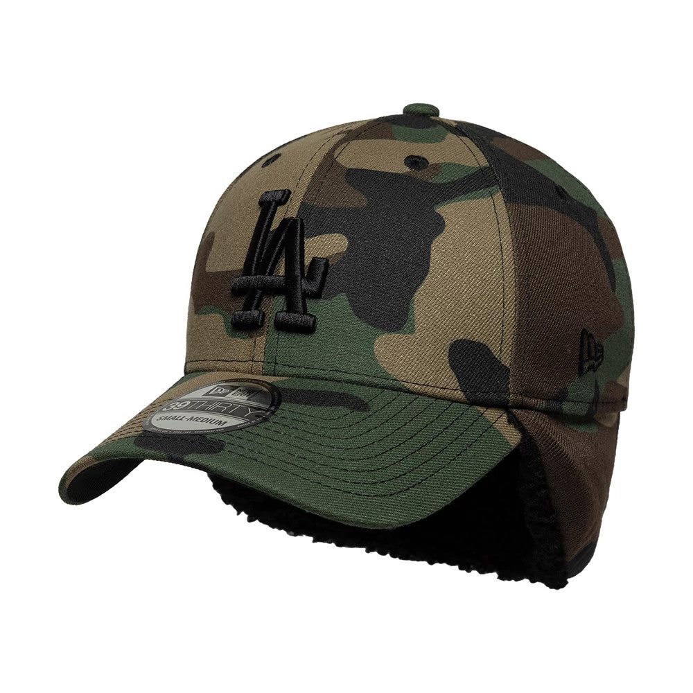 Pictured is this MLB LA Dodgers 39THIRTY Downflap Stretch Fit cap in black. 4