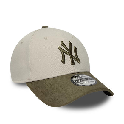 Pictured is this MLB Faux Suede New York Yankees 39THIRTY Stretch Fit cap in light Beige & green. 3