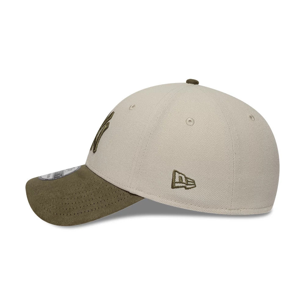 Pictured is this MLB Faux Suede New York Yankees 39THIRTY Stretch Fit cap in light Beige & green. 4