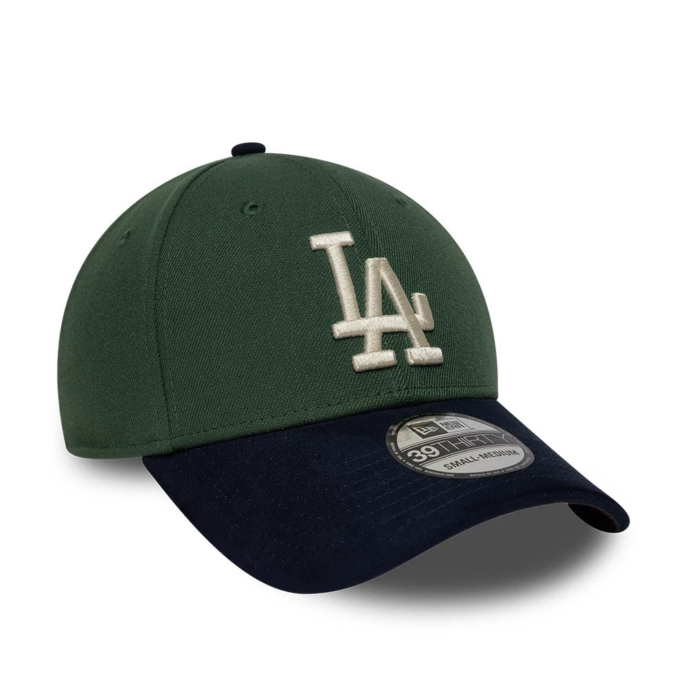 Pictured is this MLB Faux Suede LA Dodgers 39THIRTY Stretch Fit cap in dark green & navy. 3