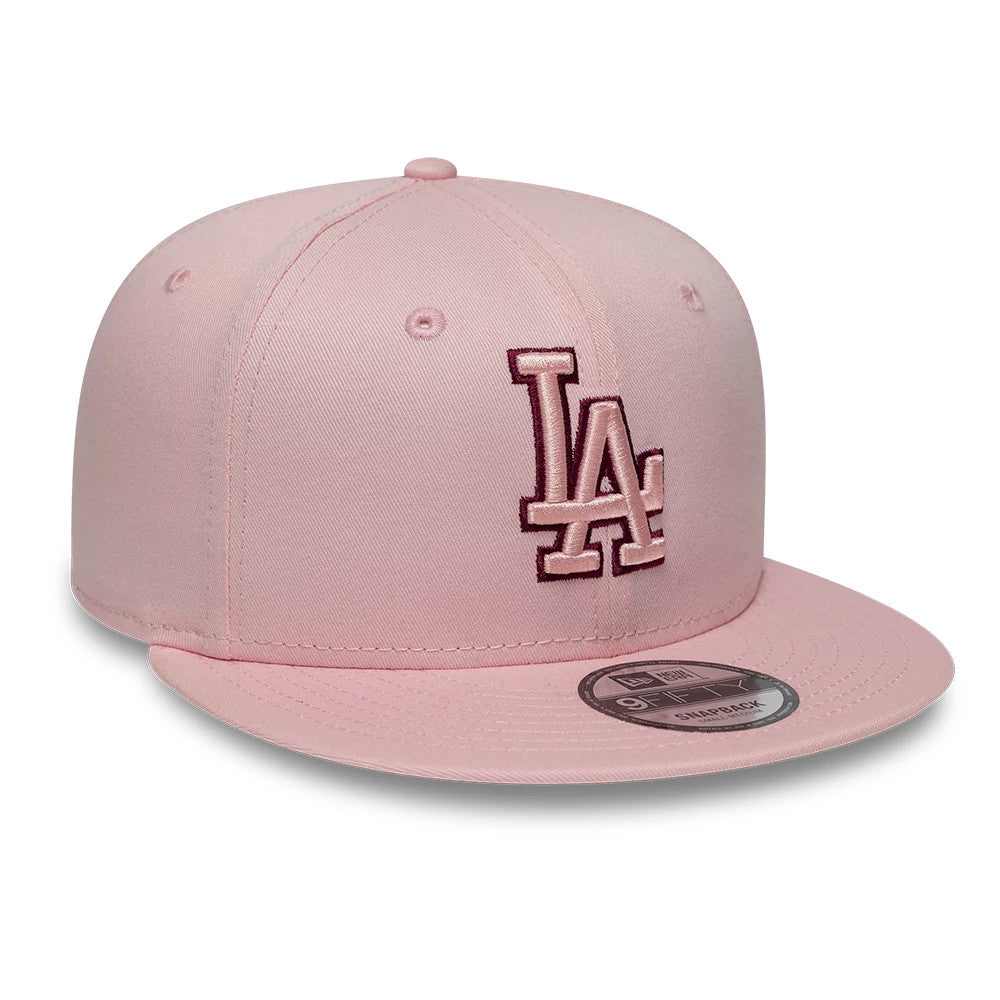 Pictured is this MLB Outline LA Dodgers 9FIFTY Snapback cap in pastel pink. 3