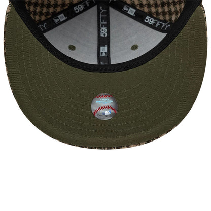 Pictured is this MLB Houndstooth New York Yankees 59FIFTY Fitted cap in dark green. 7