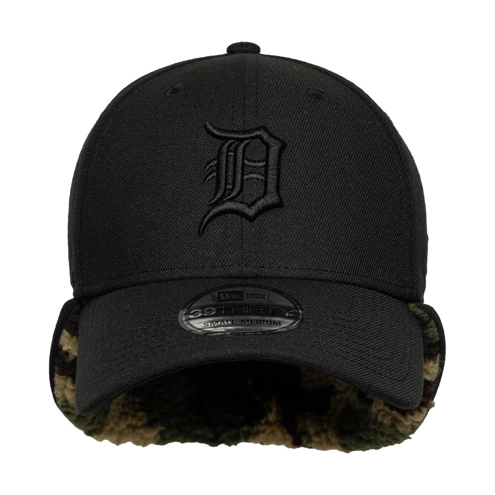 Pictured is this MLB Detroit Tigers 39THIRTY Downflap Stretch Fit cap in black. 5