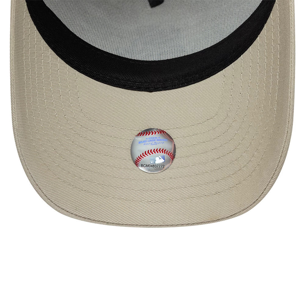 Pictured is this MLB Team Outline Chicago White Sox 9FORTY E-Frame cap in light beige. 7