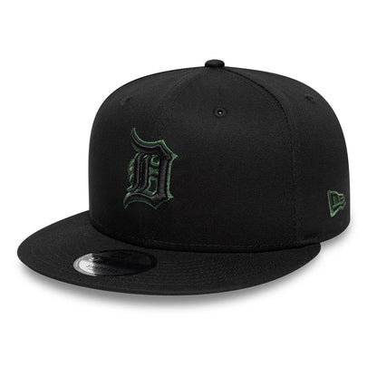 Pictured is this MLB Outline Detroit Tigers 9FIFTY Snapback cap in black. 1