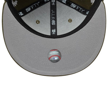 Pictured is this MLB Mythical New York Mets 59FIFTY Fitted cap in green. 7