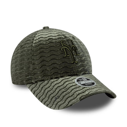 Pictured is this Womens MLB Velour New York Mets 9FORTY cap in green. 3