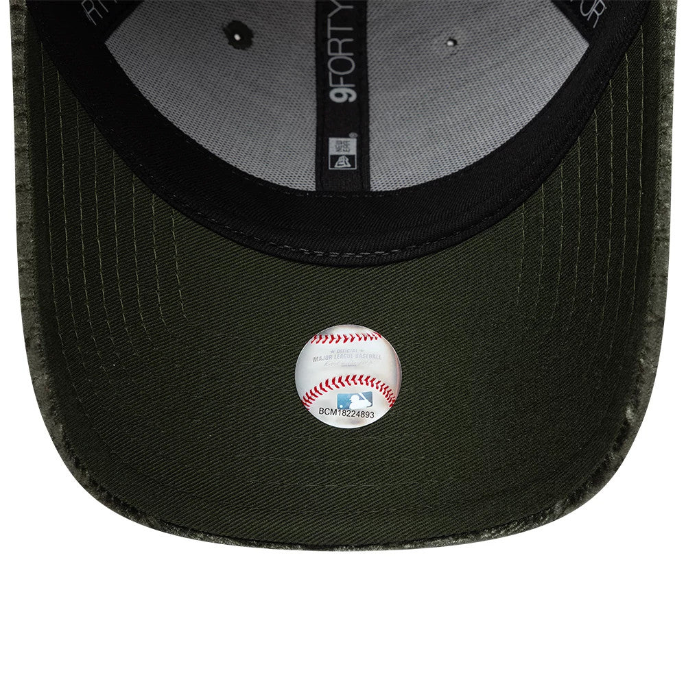Pictured is this Womens MLB Velour New York Mets 9FORTY cap in green. 7