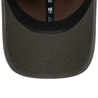 Pictured is this New Era Ombre 39THIRTY Stretch Fit cap in dark brown. 7