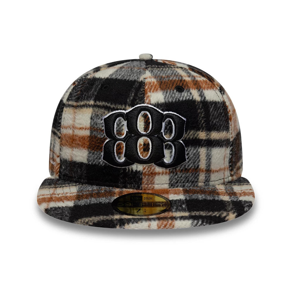 Pictured is this Kesi x New Era New Era 59FIFTY Fitted cap in black. 3