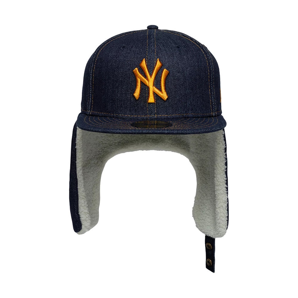 Pictured is this MLB Denim New York Yankees Dogear 59FIFTY Fitted cap in navy. 7