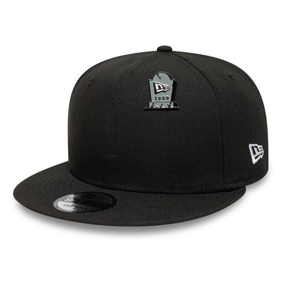 Pictured is this New Era Halloween Grave Pin Badge in grey. 2