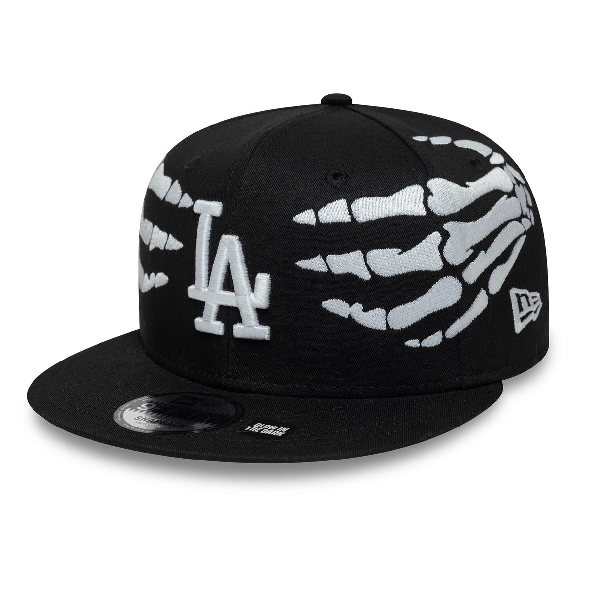 Pictured is this MLB Halloween Glow In The Dark Hands LA Dodgers 9FIFTY Snapback cap in black. 1