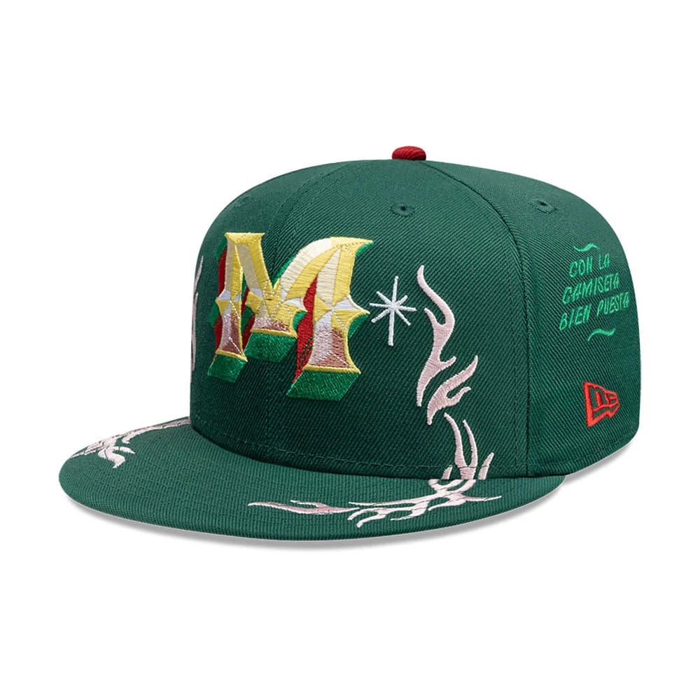 Pictured is this New Era Mexico Rotulos New Era 59FIFTY Fitted cap in green. 4