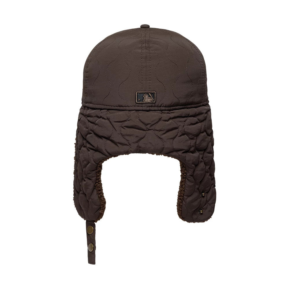 Pictured is this MLB Quilted Chicago White Sox Dogear 59FIFTY Fitted cap in dark brown. 8