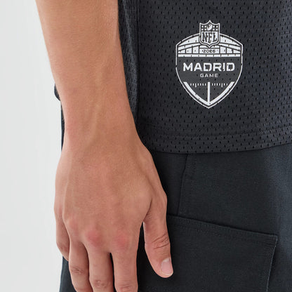 The model is wearing this NFL International Series Games 2026 Graphic Atlanta Falcons Mesh Jersey in black. 7