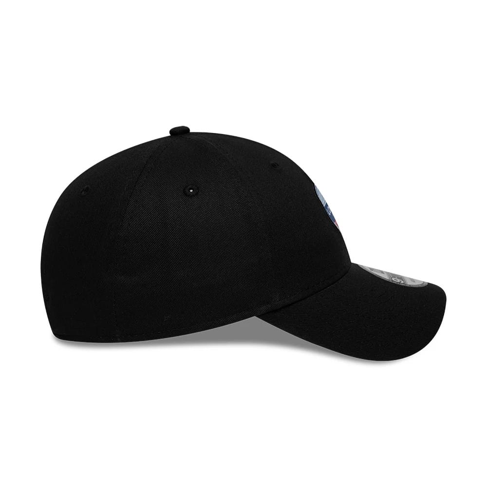 Pictured is this NFL International Series Games 2026 London 9FORTY cap in black. 4