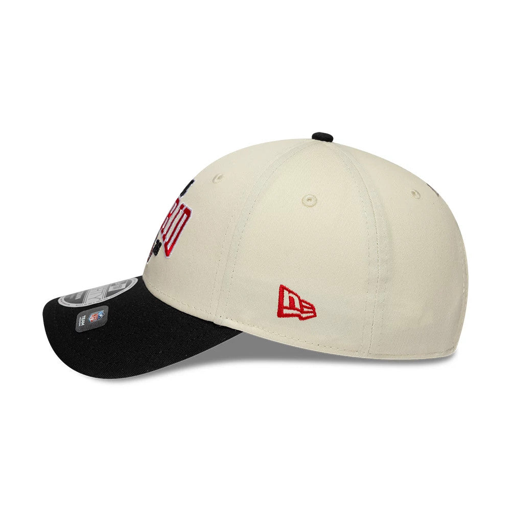 Pictured is this NFL International Series Games 2026 Madrid Atlanta Falcons 9FORTY M-Crown cap in white & black. 4