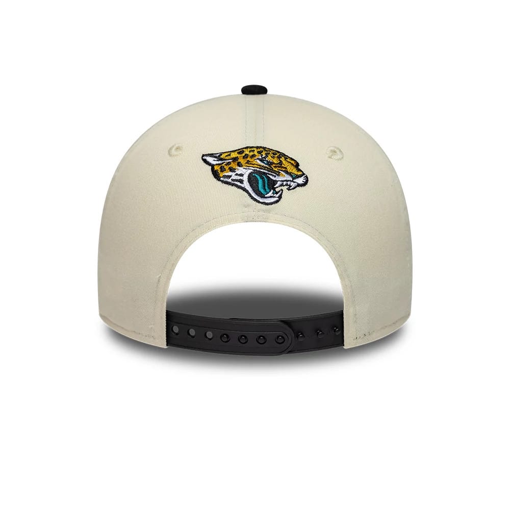 Pictured is this NFL International Series Games 2026 London Jacksonville Jaguars 9FORTY M-Crown cap in white & black. 5