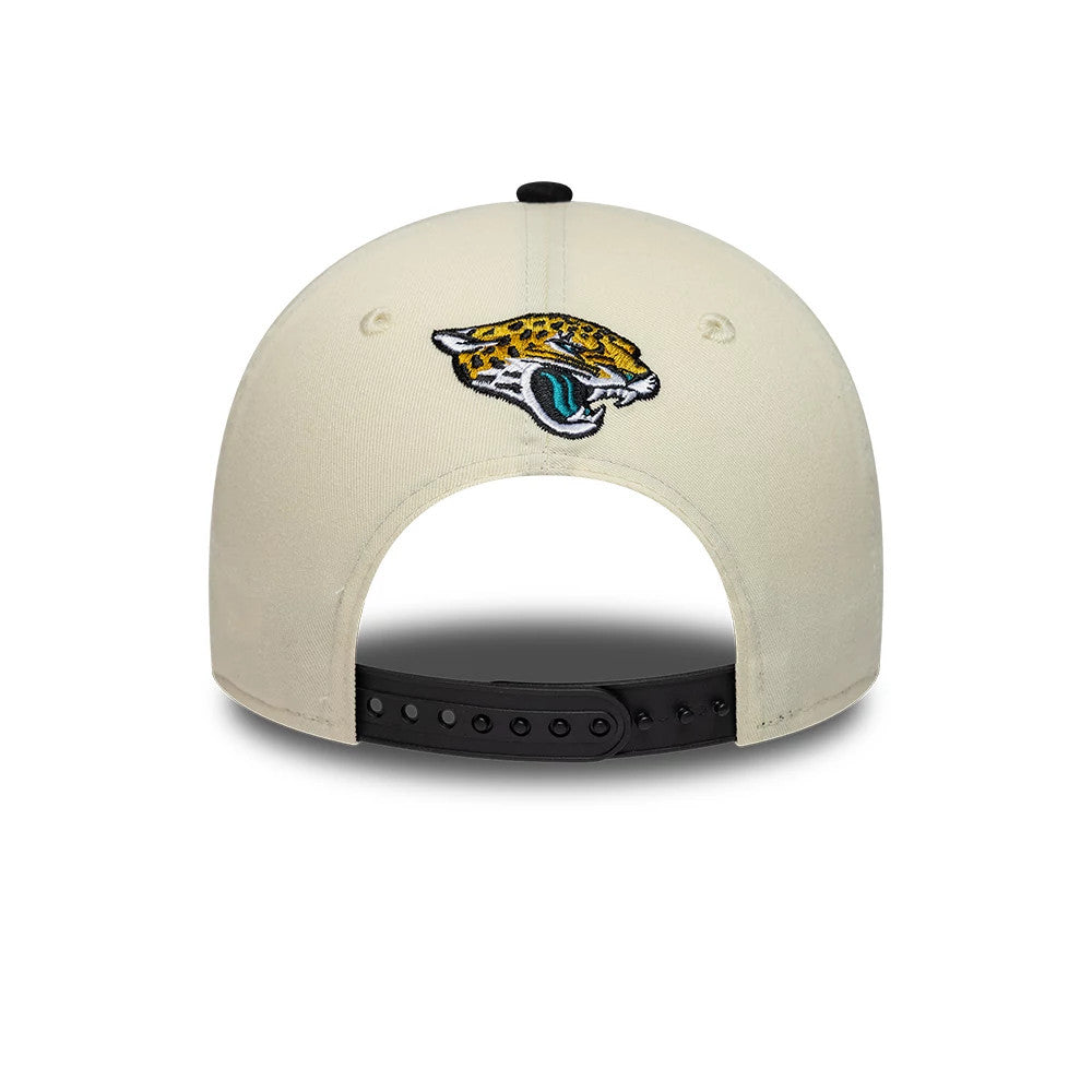 Pictured is this NFL International Games 2026 London Jacksonville Jaguars 9FORTY M-Crown cap in white & black. 5