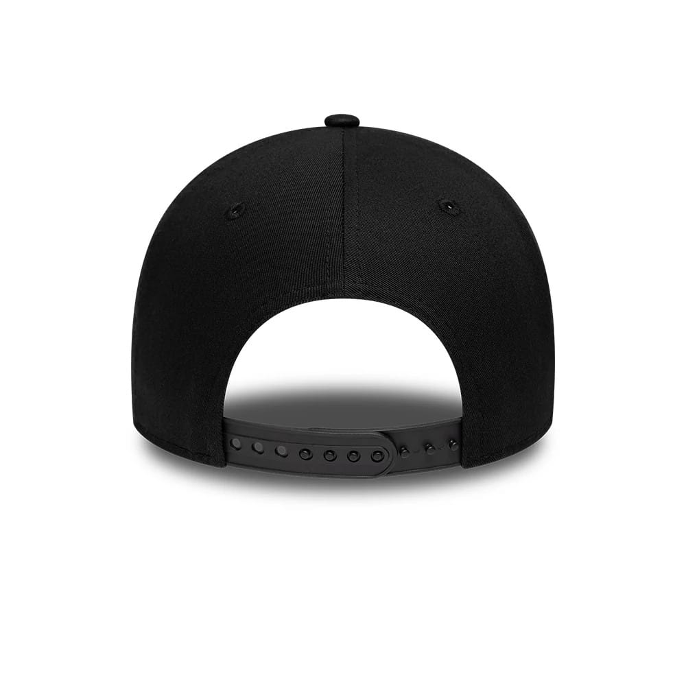 Pictured is this NFL International Series Games 2026 Paris New Orleans Saints 9FORTY cap in black. 4