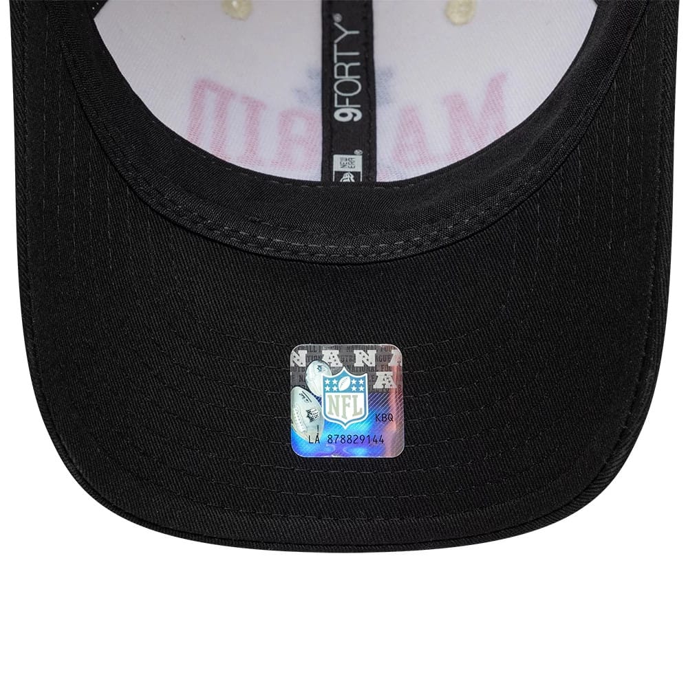 Pictured is this NFL International Series Games 2026 Madrid Cincinnati Bengals 9FORTY M-Crown cap in white & black. 7