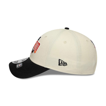 Pictured is this NFL International Series Games 2026 Madrid Cincinnati Bengals 9FORTY M-Crown cap in white & black. 6