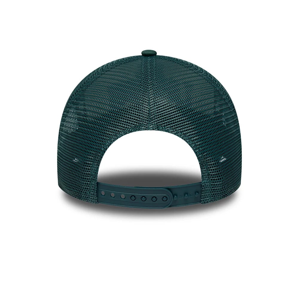Pictured is this NFL International Series Games 2026 London Philadelphia Eagles 9FORTY A-Frame Trucker cap in dark green. 5