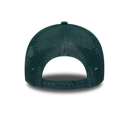 Pictured is this NFL International Games 2026 London Philadelphia Eagles 9FORTY A-Frame Trucker cap in dark green. 5