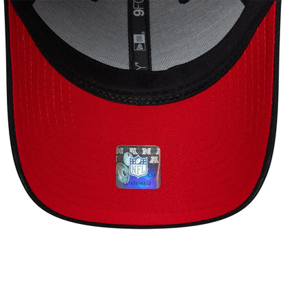 Pictured is this NFL International Series Games 2026 Munich New England Patriots 9FORTY cap in black. 2