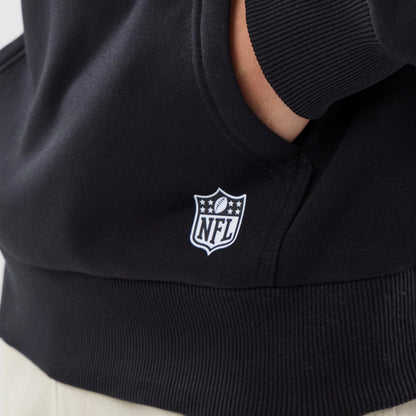 The model is wearing this NFL International Games 2026 Pittsburgh Steelers Pullover Hoodie in black. 4
