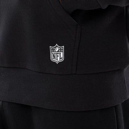The model is wearing this NFL International Games 2026 Cincinnati Bengals Pullover Hoodie in black. 4