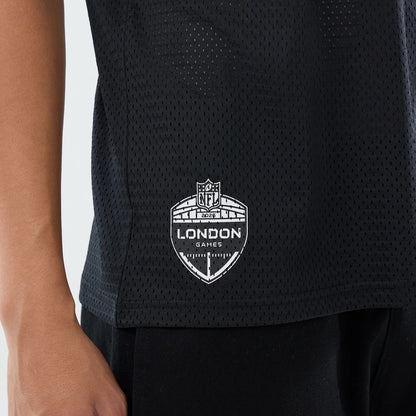 The model is wearing this NFL International Games 2026 Indianapolis Colts Mesh Jersey in black. 4