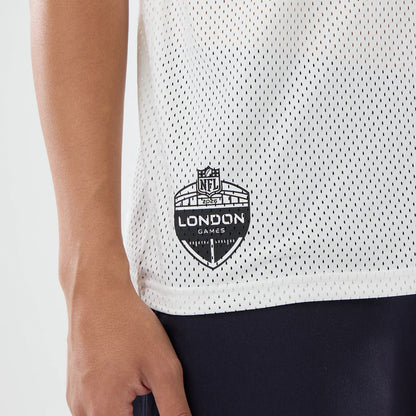 The model is wearing this NFL International Games 2026 Philadelphia Eagles Mesh Jersey in white. 4
