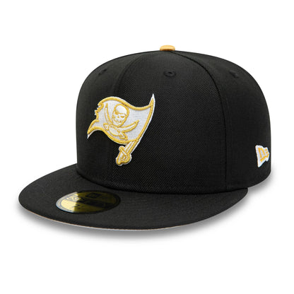 This is a Tampa Bay Buccaneers NFL Black 59FIFTY Fitted Cap 1