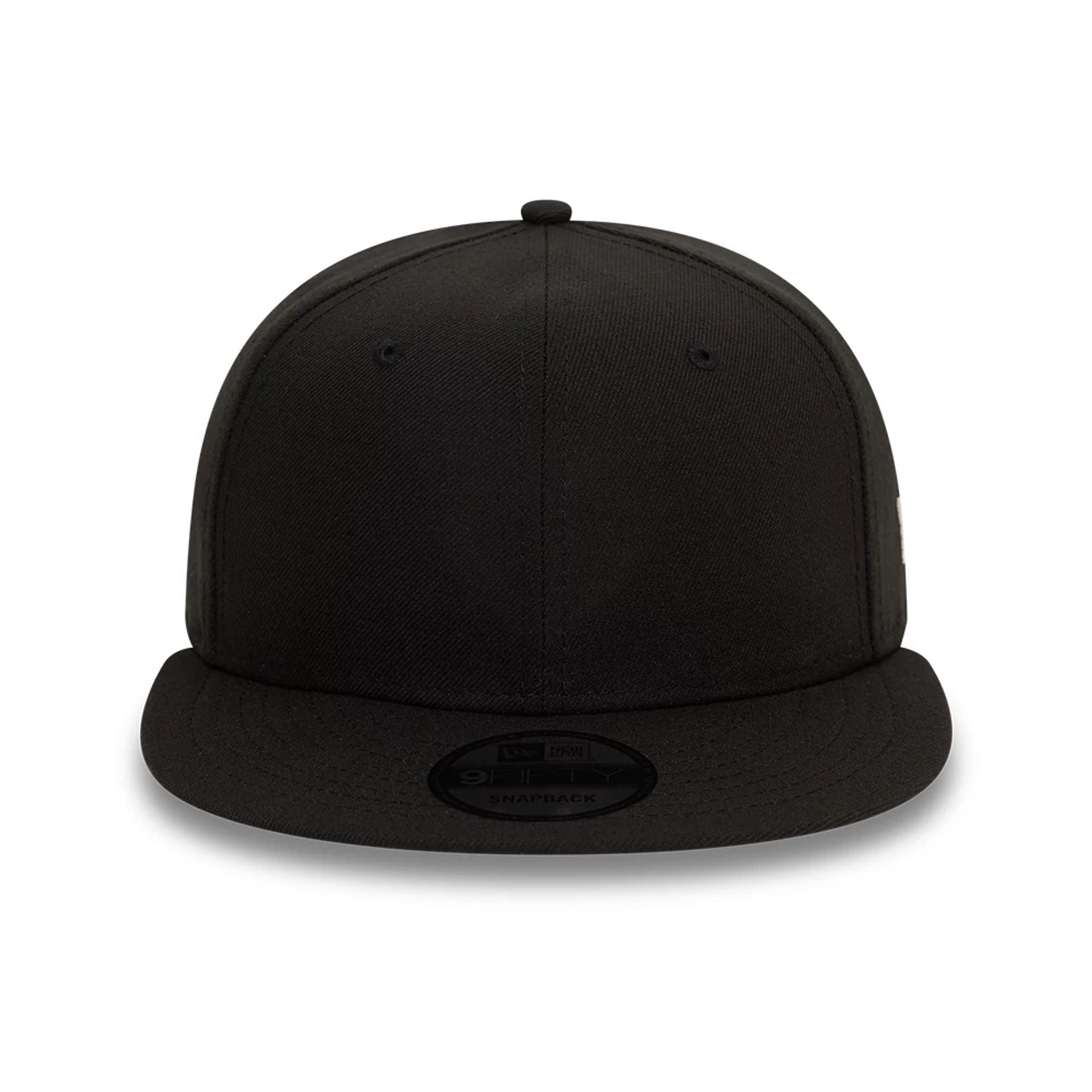 This is a New Era Essential Black 9FIFTY Snapback Cap 3