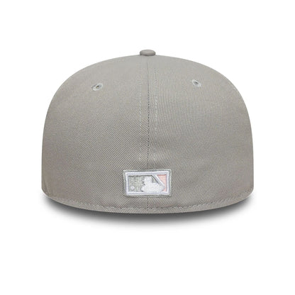 This is a New York Yankees Grey 59FIFTY Fitted Cap 7