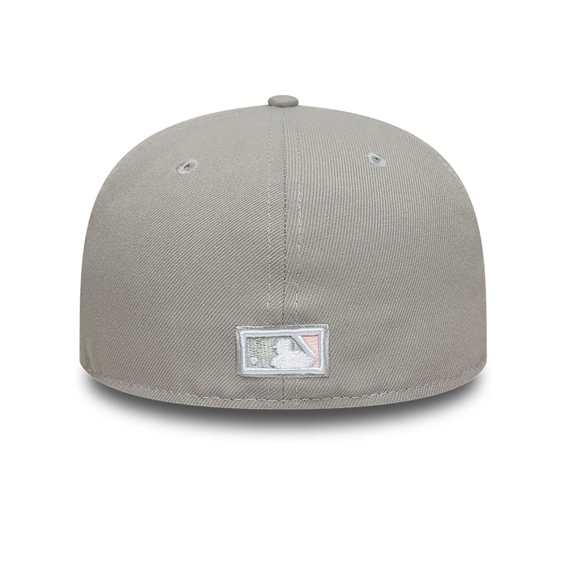 This is a New York Yankees Grey 59FIFTY Fitted Cap 7