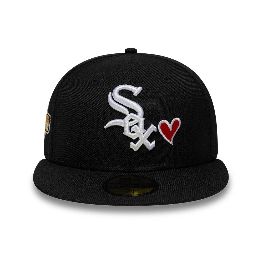 Pictured is this MLB Heart Chicago White Sox 59FIFTY Fitted cap in black. 3