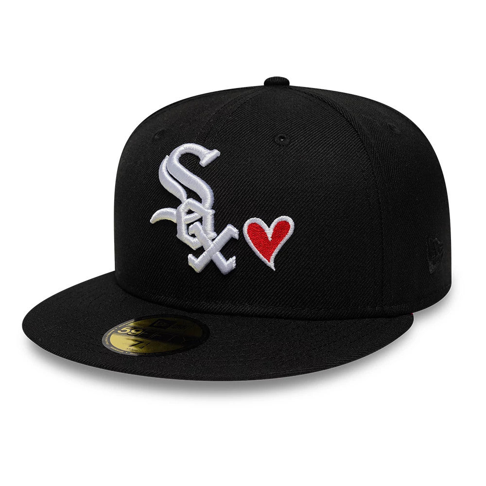 Pictured is this MLB Heart Chicago White Sox 59FIFTY Fitted cap in black. 4