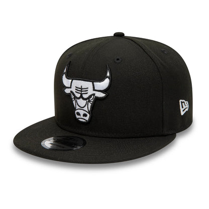 Pictured is this Chicago Bulls NBA Sidepatch Black 9FIFTY Snapback Adjustable cap. 4